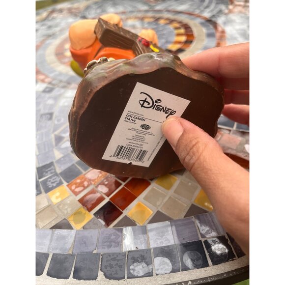 New DiSNEY DOC GARDEN STATUE - Picture 5 of 5